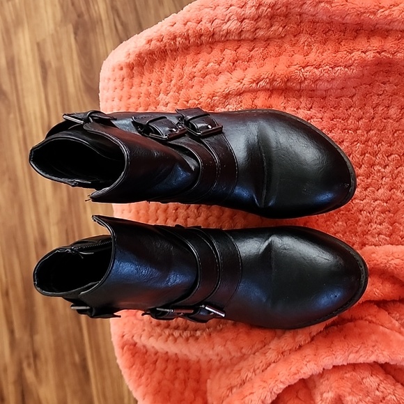 Womens Boots. - Picture 3 of 7